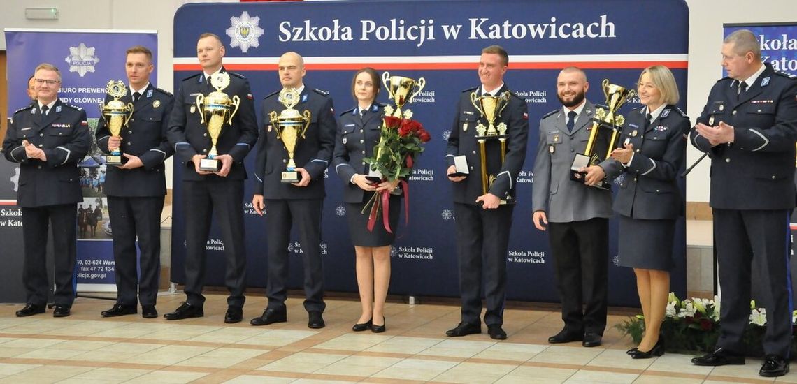 Podlascy policjanci triumfują w Polsce! Justyna Kosińska najlepszą dzielnicową w kraju Podlascy policjanci triumfują w Polsce! Justyna Kosińska najlepszą dzielnicową w kraju