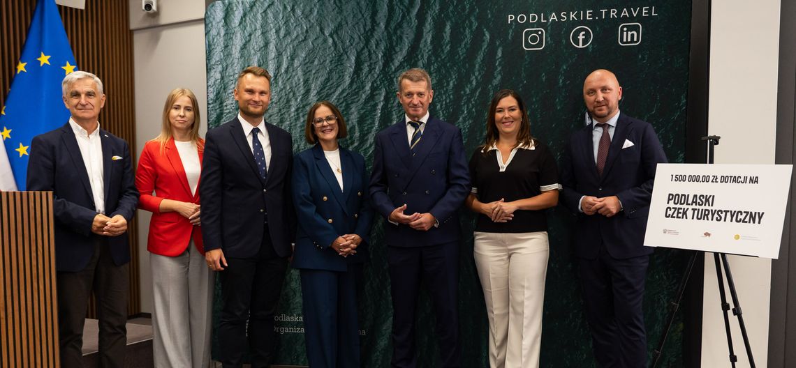 Podlaski Czek Turystyczny ma zachęcić do jesiennych podróży. Turyści otrzymają 300 zł Podlaski Czek Turystyczny ma zachęcić do jesiennych podróży. Turyści otrzymają 300 zł