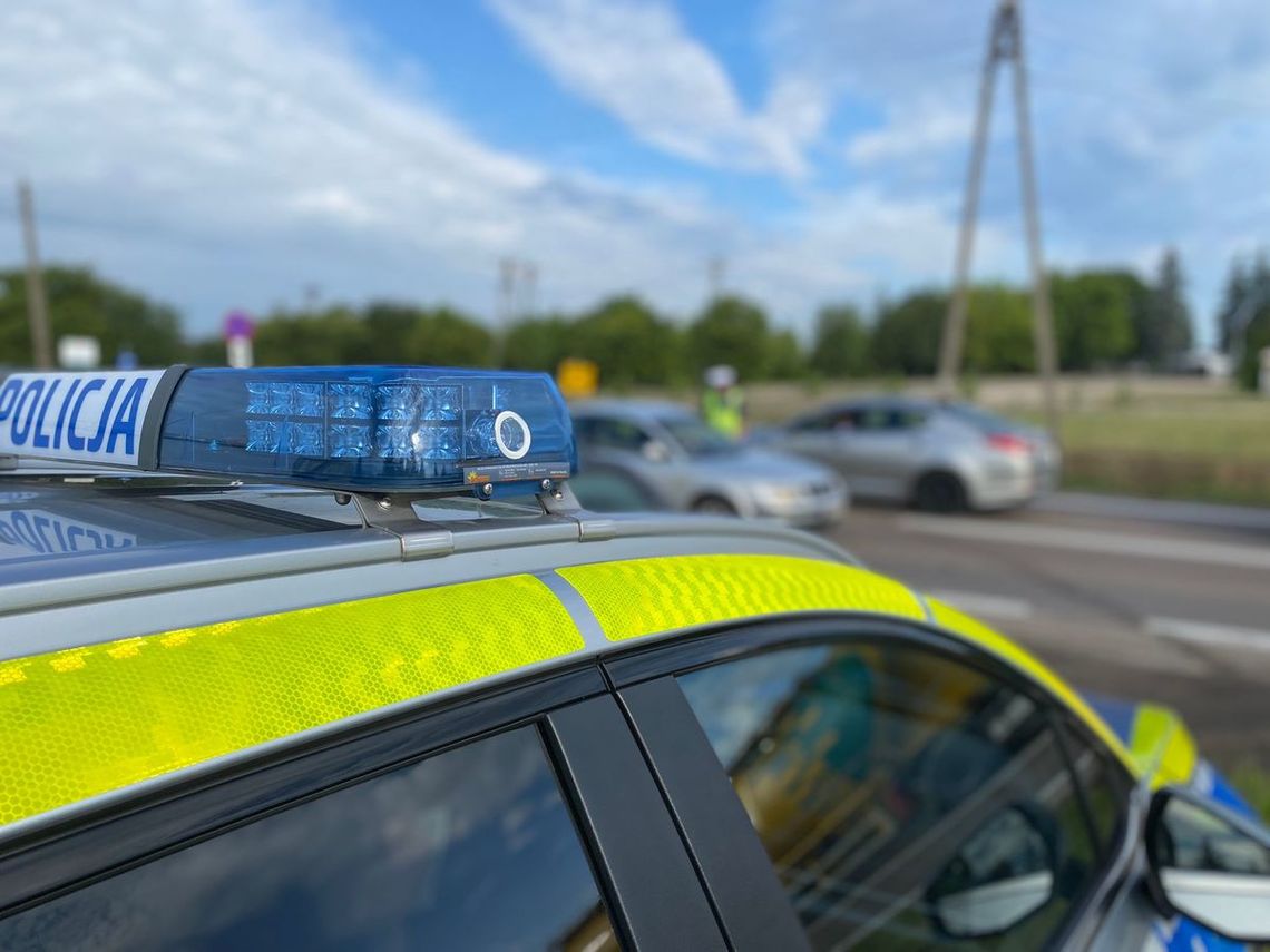 🚓 Podsumowanie długiego weekendu – 10 wypadków, 2 ofiary śmiertelne i setki wykroczeń na podlaskich drogach