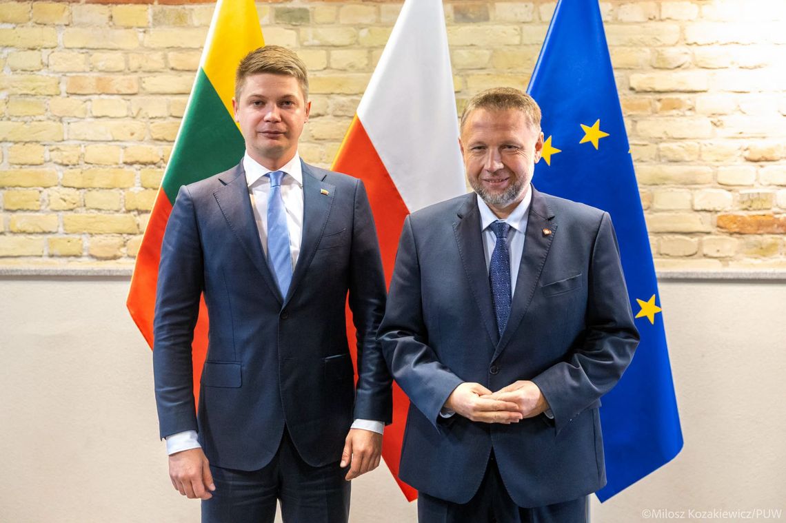 Polska i Litwa o bezpieczeństwie. Ministrowie spotkali się w Suwałkach i na przejściu granicznym w Budzisku Polska i Litwa o bezpieczeństwie. Ministrowie spotkali się w Suwałkach i na przejściu granicznym w Budzisku