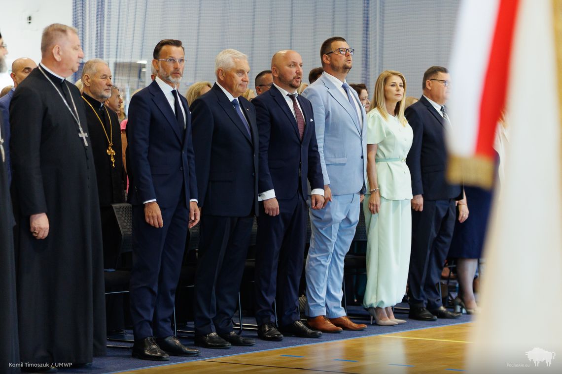 Ponad 157 tys. uczniów rozpoczęło rok szkolny w Podlaskiem. Uroczysta inauguracja w Białymstoku