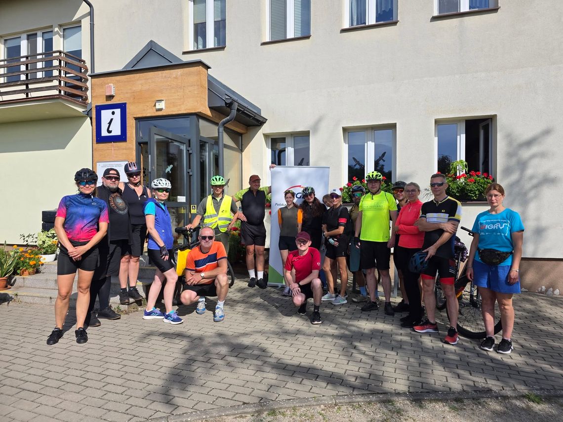 Ponad 20 rowerzystów na szlaku wokół Wigier. Za nimi wyjątkowa wyprawa z przewodnikiem