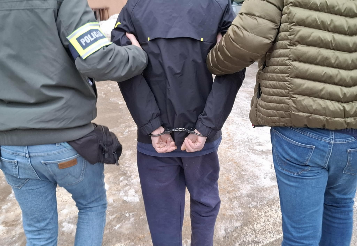 Ponad 360 gramów narkotyków w mieszkaniu. 35-latek trafił do aresztu