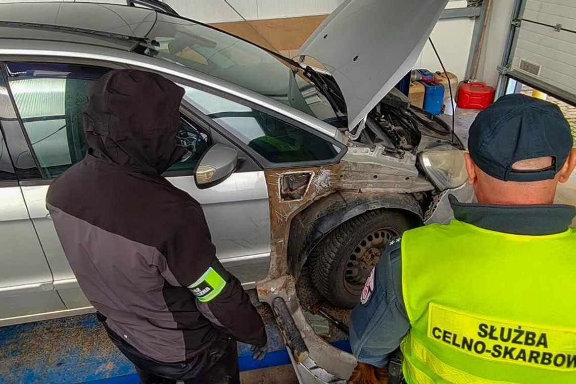 Ponad 8 kg narkotyków przejęte przy granicy z Litwą. Kierowca trafił do aresztu Ponad 8 kg narkotyków przejęte przy granicy z Litwą. Kierowca trafił do aresztu