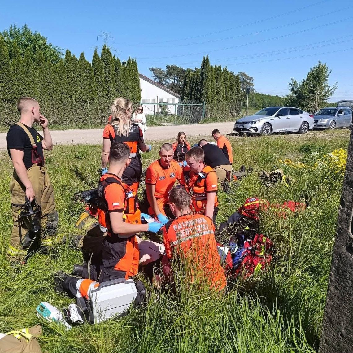 🚑🔥 Praktyka ratuje życie! Studenci ratownictwa medycznego ćwiczyli akcję ratunkową podczas pożaru 🚑🔥 Praktyka ratuje życie! Studenci ratownictwa medycznego ćwiczyli akcję ratunkową podczas pożaru