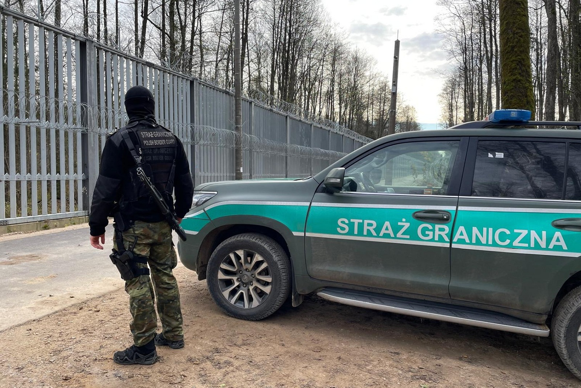 🚧 Próby nielegalnego przekroczenia granicy polsko-białoruskiej 🇵🇱🇧🇾 🚧 Próby nielegalnego przekroczenia granicy polsko-białoruskiej 🇵🇱🇧🇾