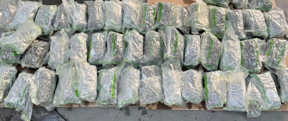 🚨 Przemyt w Suwałkach! Funkcjonariusze KAS przechwycili ponad 12,5 kg narkotyków!