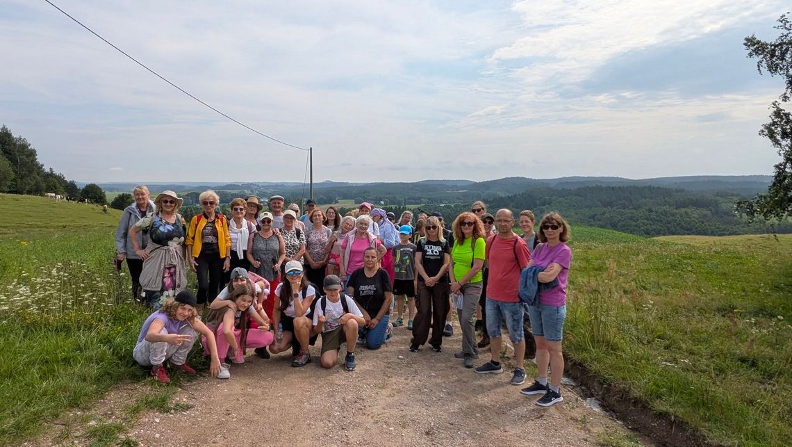 Przez Wodziłki nad jezioro Hańcza. Mieszkańcy poznawali najciekawsze zakątki Suwalskiego Parku Krajobrazowego Przez Wodziłki nad jezioro Hańcza. Mieszkańcy poznawali najciekawsze zakątki Suwalskiego Parku Krajobrazowego