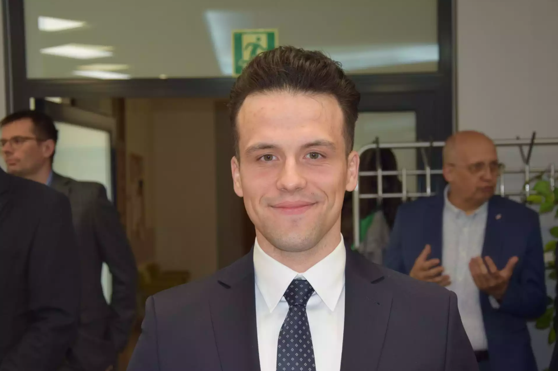 🌳 Radny Izbicki pyta o wycinkę drzew pod park sensoryczny i kładkę nad Czarną Hańczą