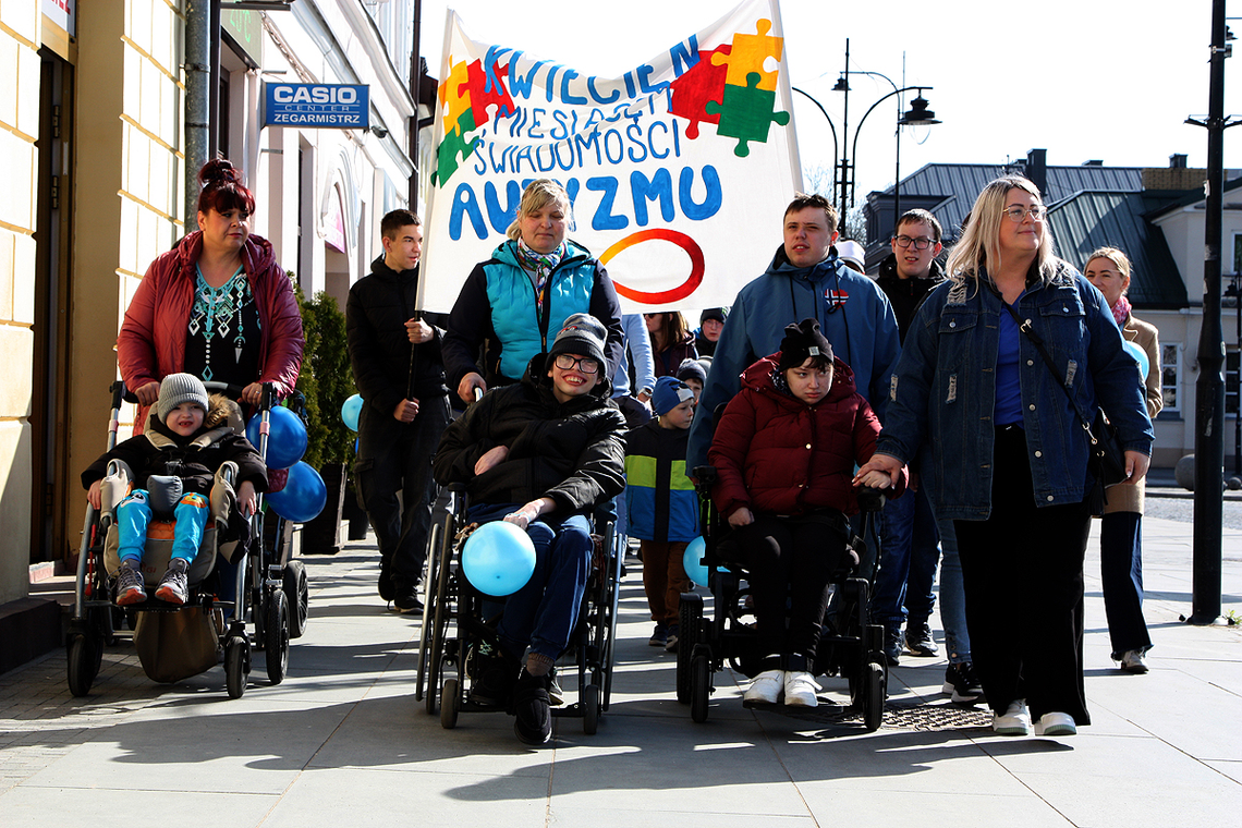 💙 Razem dla świadomości autyzmu – wyjątkowy dzień w Suwałkach 💙