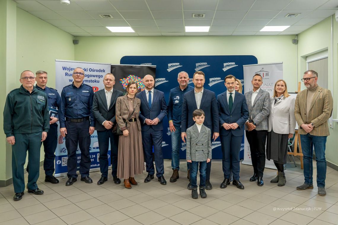 Ruszył konkurs plastyczny „Bezpieczni na dwóch kółkach”.