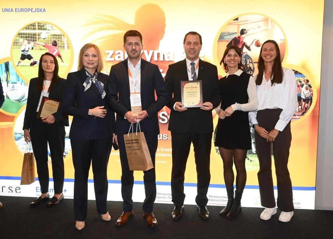 SALOS Suwałki zdobył nagrodę Game Changers w kategorii YouSports (Praca z młodzieżą). SALOS Suwałki zdobył nagrodę Game Changers w kategorii YouSports (Praca z młodzieżą).