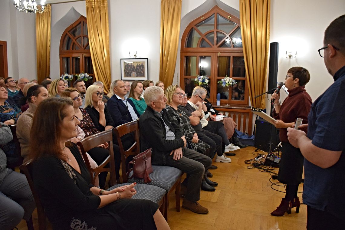 Sentymentalna Wieczornica ku czci Stanisława i Sylwestra Jeglińskich Sentymentalna Wieczornica ku czci Stanisława i Sylwestra Jeglińskich