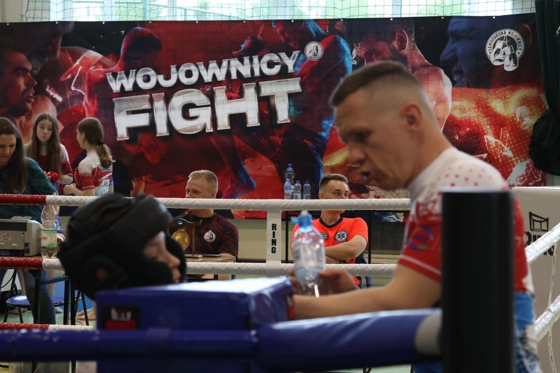 Sportowe emocje i rodzinna atmosfera podczas turnieju „Wojowników” w Suwałkach