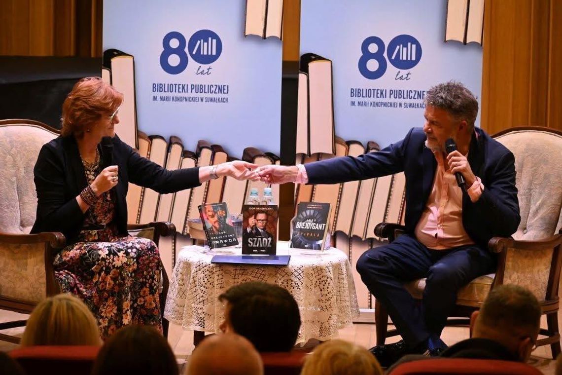 Spotkanie z Igorem Brejdygantem w Suwałkach – o tajemnicach, pisaniu i planach na przyszłość 📚🎬 Spotkanie z Igorem Brejdygantem w Suwałkach – o tajemnicach, pisaniu i planach na przyszłość 📚🎬