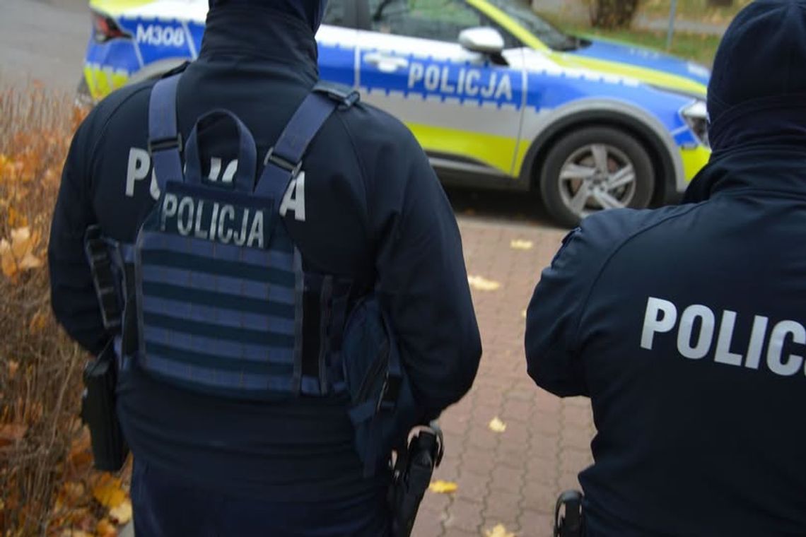 Spowodował kolizję, a potem wyzywał policjantów. Suwalczanin spędził noc w celi Spowodował kolizję, a potem wyzywał policjantów. Suwalczanin spędził noc w celi