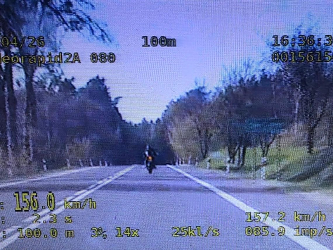 Stracili prawa jazdy na krajowej ósemce. Trzech kierowców jechało ponad 150 km/h