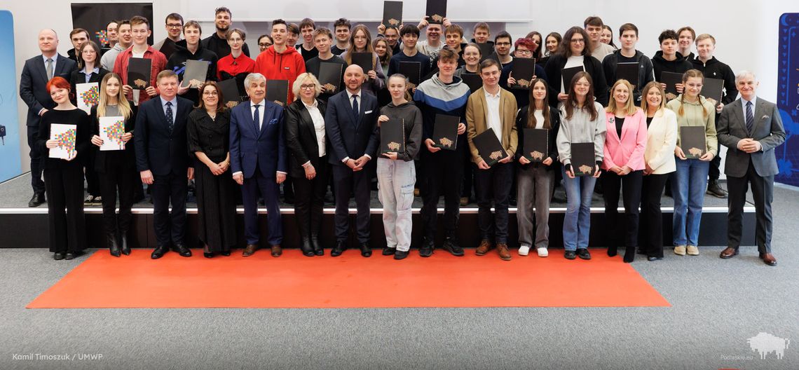 Stypendia dla uczniów szkół zawodowych. Inwestycja w przyszłość regionu