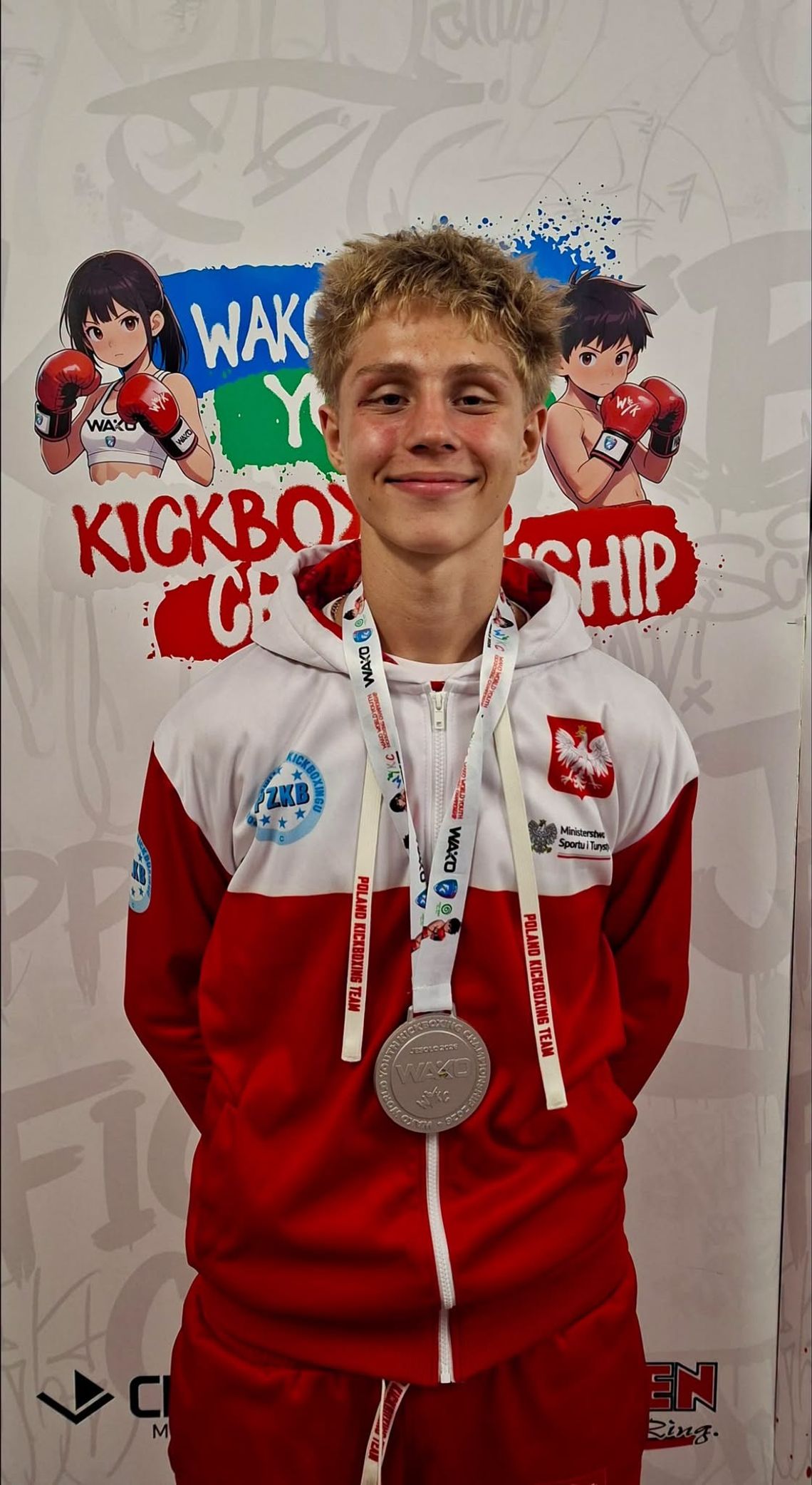 Suwałki mają wicemistrza świata w kickboxingu K-1! Szymon Zieliński ze srebrem Suwałki mają wicemistrza świata w kickboxingu K-1! Szymon Zieliński ze srebrem