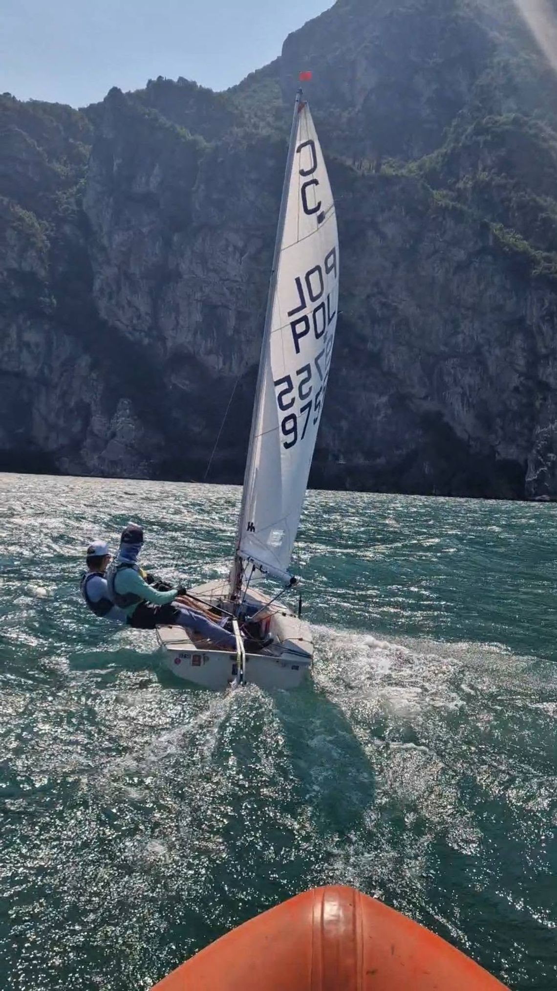 Suwalscy żeglarze walczą na Mistrzostwach Świata Cadet we Włoszech. Połowa rywalizacji już za nimi ⛵🏆 Suwalscy żeglarze walczą na Mistrzostwach Świata Cadet we Włoszech. Połowa rywalizacji już za nimi ⛵🏆