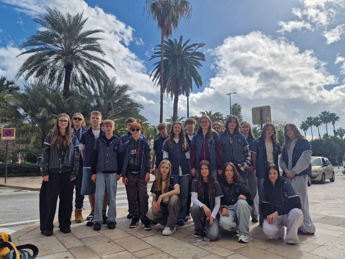 Suwalska „Szóstka” w Granadzie! Uczniowie SP nr 6 na międzynarodowej mobilności Erasmus+✈️