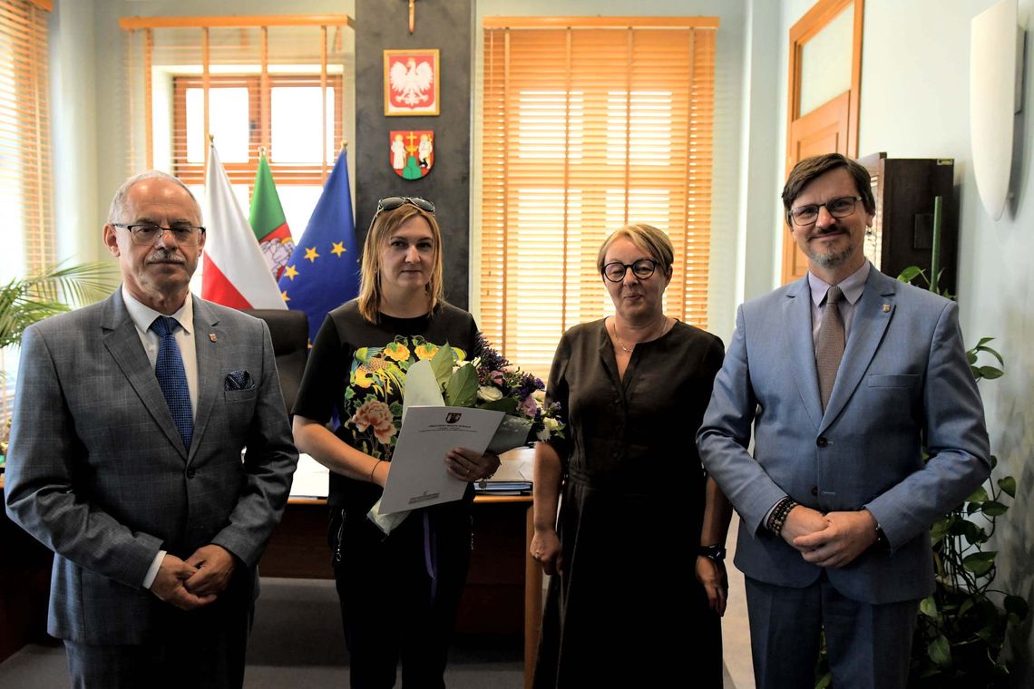 Sześcioro dyrektorów suwalskich placówek z powołaniami. Jedna zmiana od września