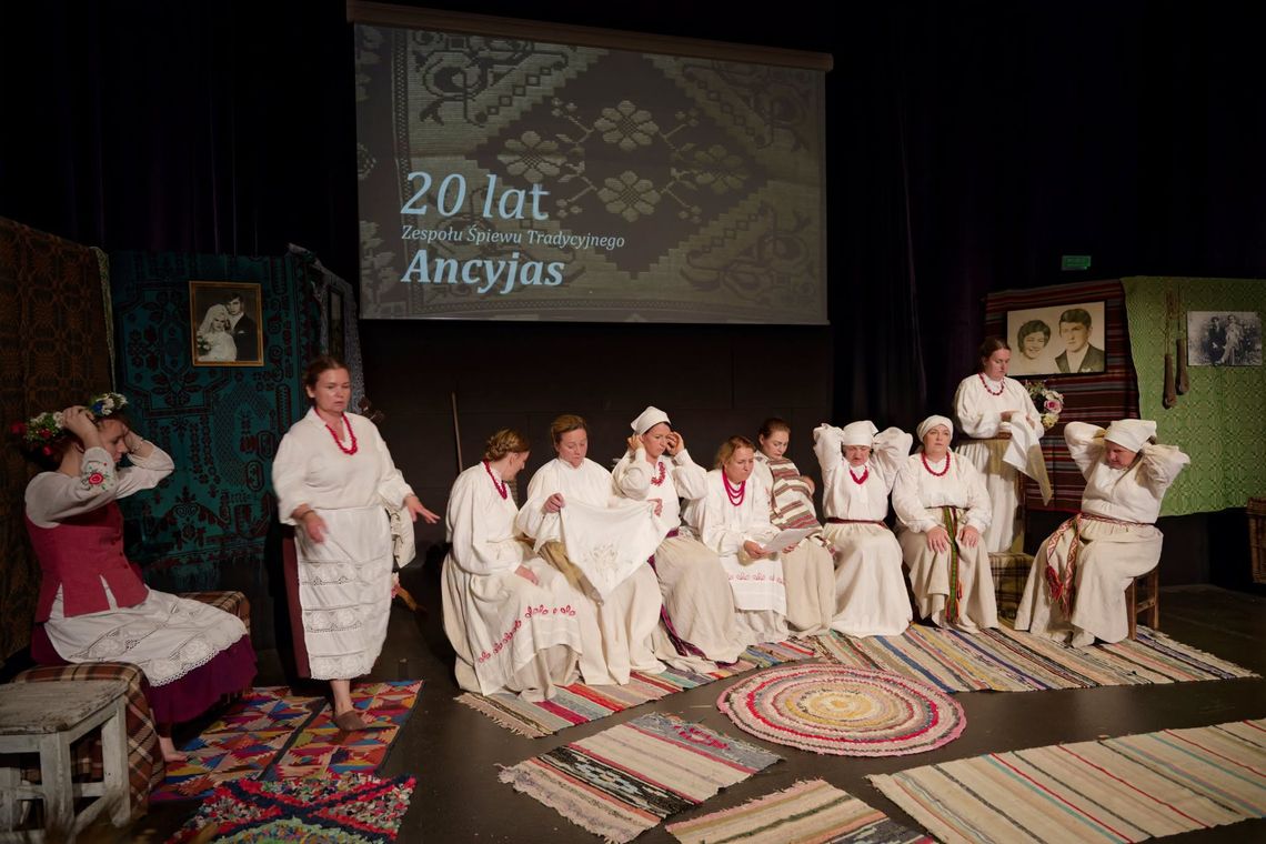 Tak wyglądały przygotowania do jubileuszu Ancyjas. Zespół pokazał kulisy XX-lecia