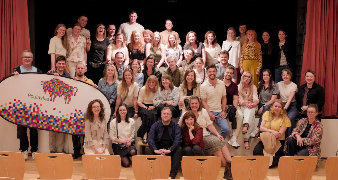 Teatr Hybrydowy zachwycił Polonię w Szwajcarii. Niezapomniany spektakl w Adliswil