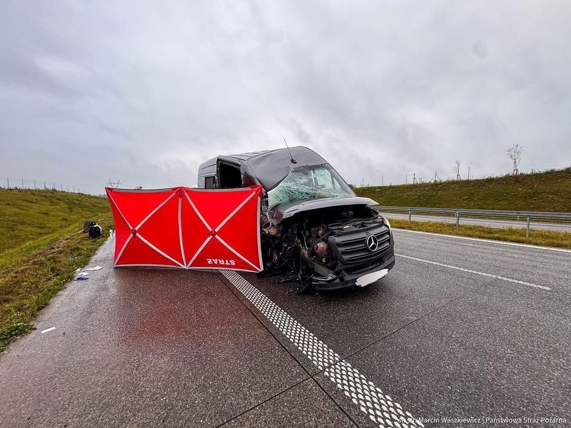 🚨 Tragiczny wypadek na S61. Jedna osoba nie żyje, trzy zostały ranne