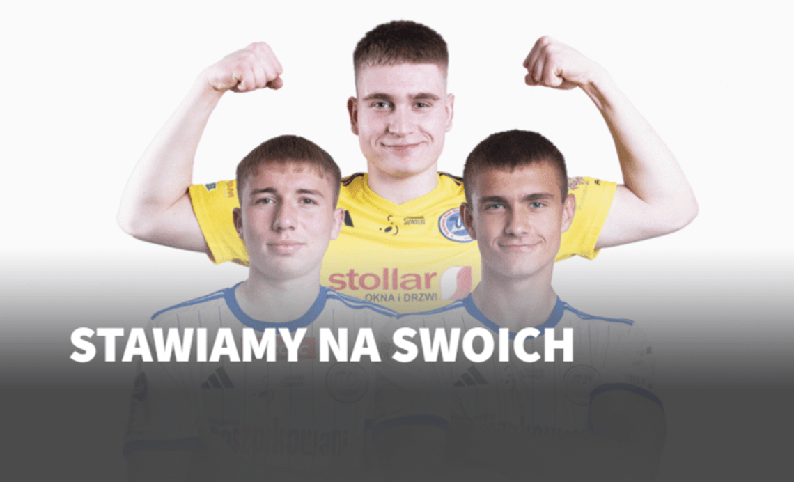 📝 Trójka wychowanków z pierwszymi kontraktami w Wigrach Suwałki! ⚽