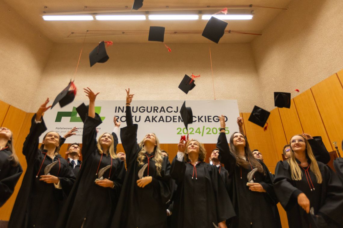 Trwa rekrutacja na studia w Suwałkach! Zdobądź dyplom i łącz naukę z pracą 👩‍🎓👨‍🔧