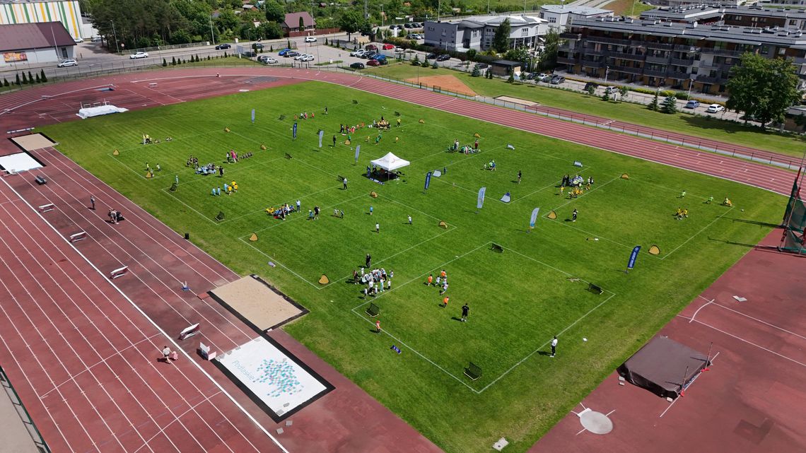Turniej Piłkarskich Przedszkolaków za nami. Stadion w Suwałkach opanowały dziecięce emocje Turniej Piłkarskich Przedszkolaków za nami. Stadion w Suwałkach opanowały dziecięce emocje