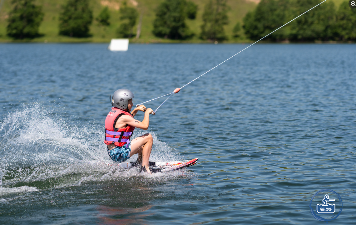 UKS NA-WA przygotowuje Mistrzostwa Polski w narciarstwie wodnym i rozwija bazę szkoleniową