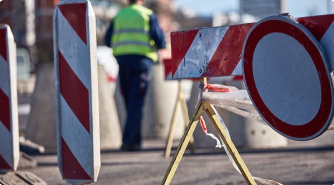 Utrudnienia przy ul. Witosa w Suwałkach. Ruszają prace przy ciągu pieszo-rowerowym Utrudnienia przy ul. Witosa w Suwałkach. Ruszają prace przy ciągu pieszo-rowerowym