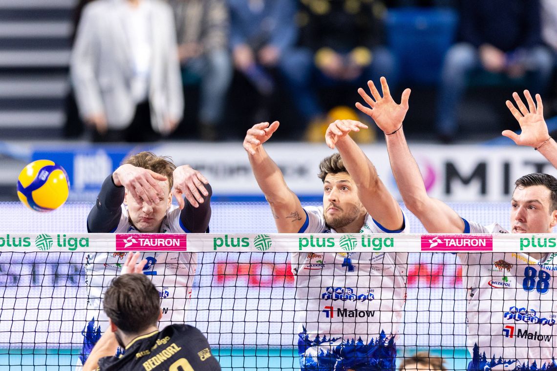 Walka, zwroty akcji i tie-break z liderem PlusLigi!