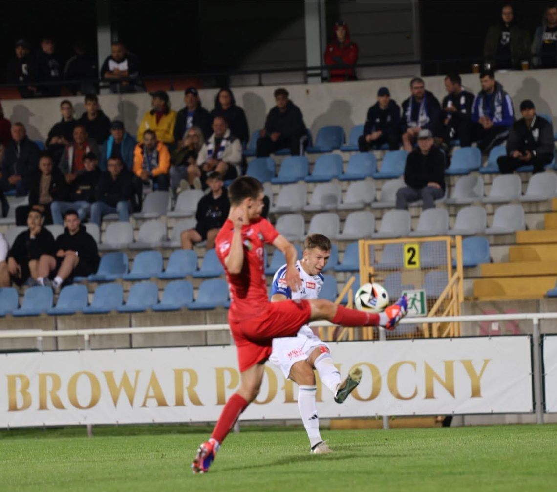 Wigry Suwałki – GKS Wikielec 0:0. Były emocje, zabrakło goli ⚽😤