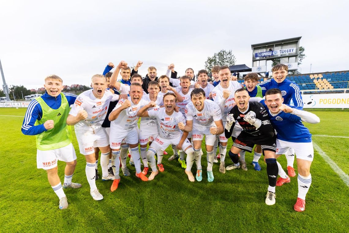 Wigry Suwałki – KS CK Troszyn 2:1. Zwycięstwo rzutem na taśmę