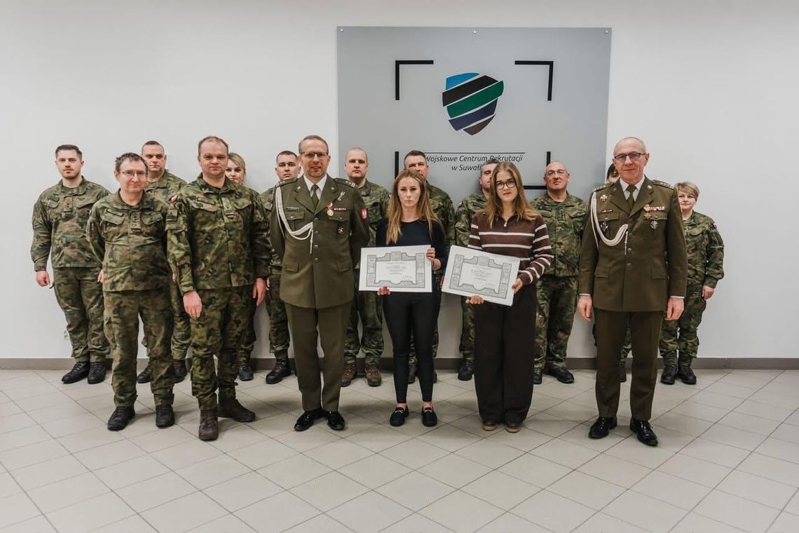 Wręczenie patentów oficerskich w Suwałkach. Uroczysta ceremonia w WCR