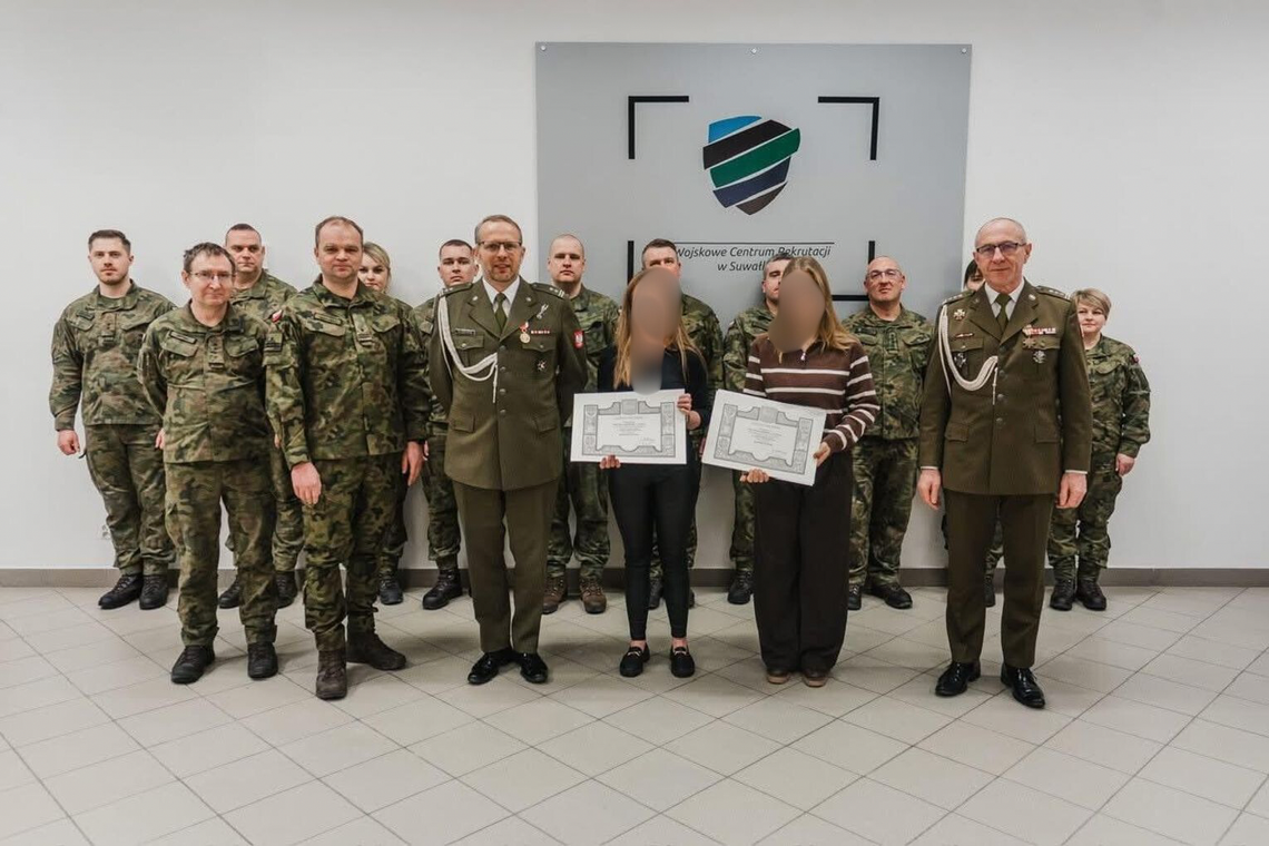 Wręczenie patentów oficerskich w Suwałkach. Uroczysta ceremonia w WCR