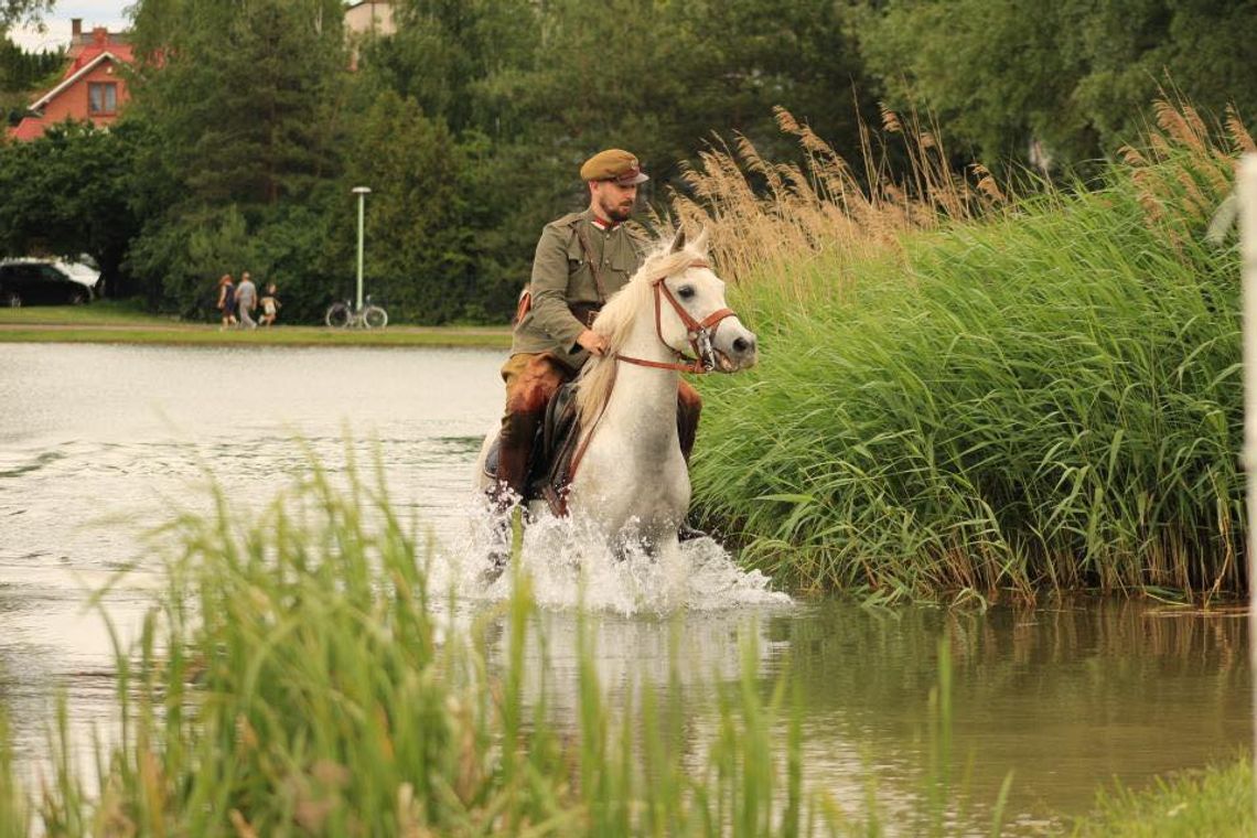 🐎 XXIV Piknik Kawaleryjski w Suwałkach – emocje pierwszego dnia! 🇵🇱