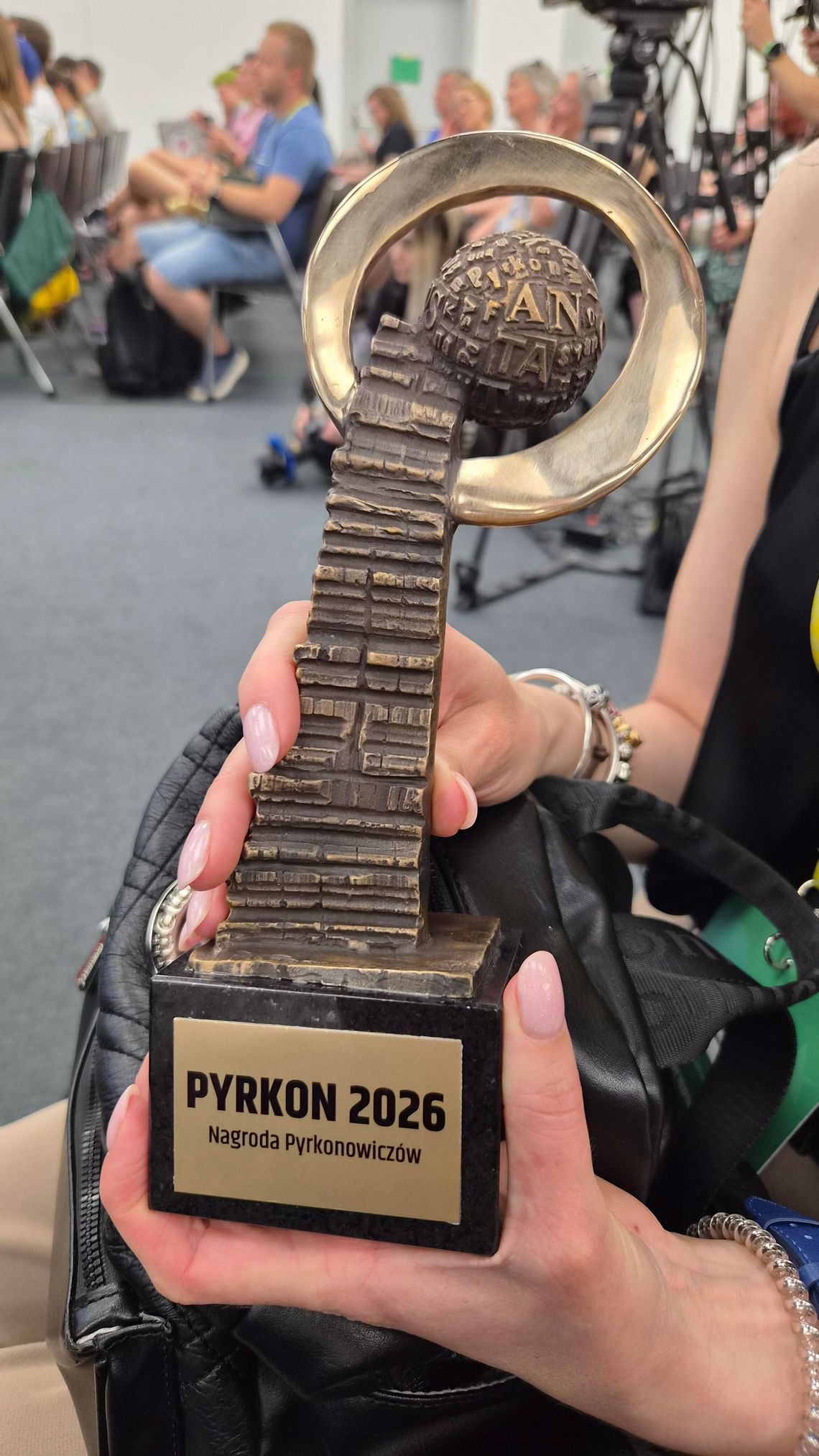 📚 Z Podlasia na Pyrkon. Książka, której nie chciało wydać żadne wydawnictwo, zdobyła uznanie czytelników
