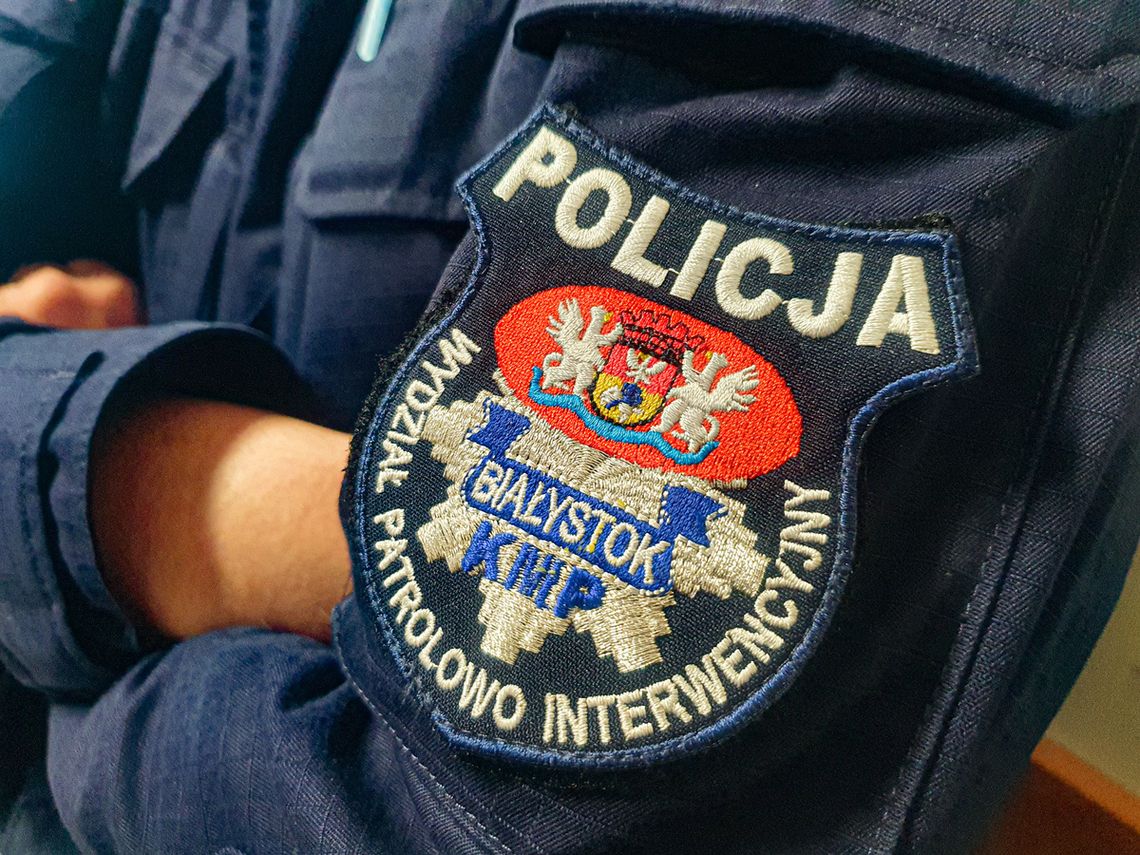 Zasnął w taksówce po pijaku. Po przebudzeniu próbował uciec - był poszukiwany Zasnął w taksówce po pijaku. Po przebudzeniu próbował uciec - był poszukiwany