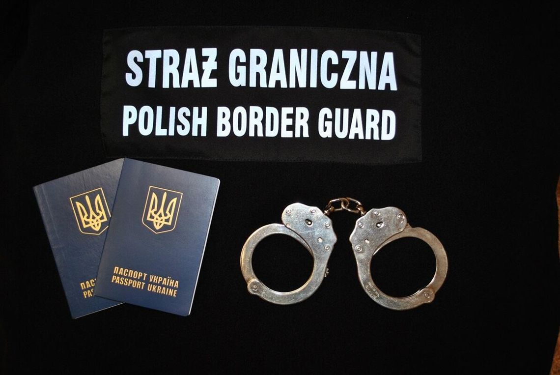 Zatrzymania w Kielcach. Obywatele Ukrainy podejrzani o pomocnictwo w nielegalnym przekraczaniu granicy Zatrzymania w Kielcach. Obywatele Ukrainy podejrzani o pomocnictwo w nielegalnym przekraczaniu granicy