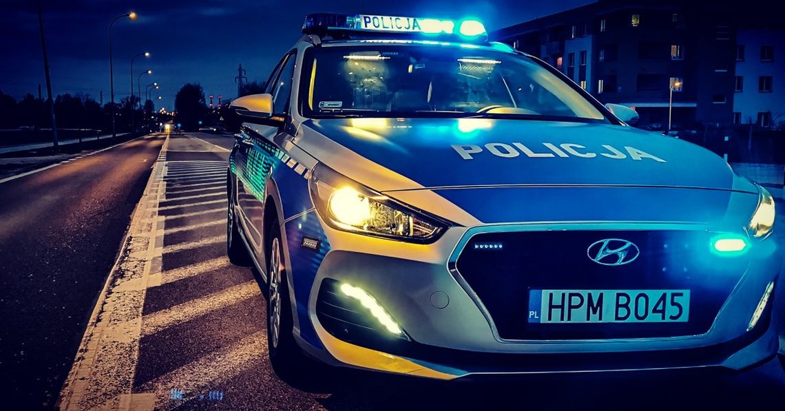 Zderzenie hulajnogi z rowerem w centrum miasta. Rowerzystka trafiła do szpitala Zderzenie hulajnogi z rowerem w centrum miasta. Rowerzystka trafiła do szpitala