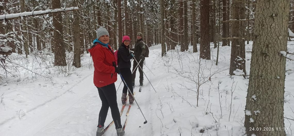 Zimowa wycieczka narciarska po południowej części WPN Zimowa wycieczka narciarska po południowej części WPN