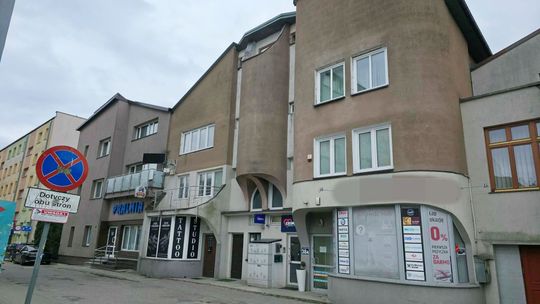 Szeregówka w centrum Suwałk – 214 m² | 2 mieszkania + lokal